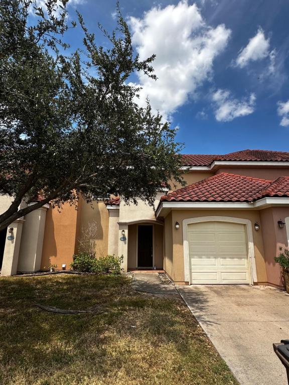 Primary Photo - 3443 S Midtown Cir St