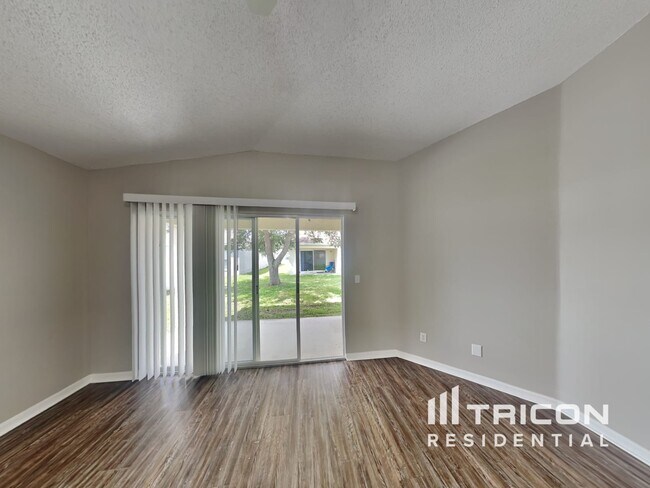 Building Photo - 12913 Fieldmoor Ct
