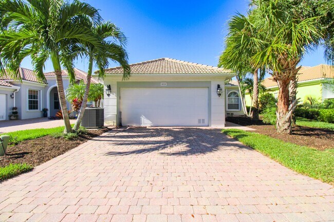 Building Photo - ** VERONA WALK 3 BEDROOM\2.5 BATH SINGLE F...