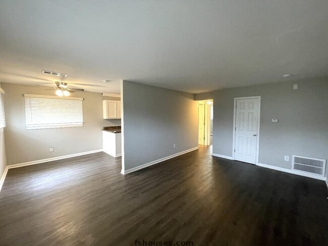 Foto del edificio - Warren Park 1 Bedroom Apartment