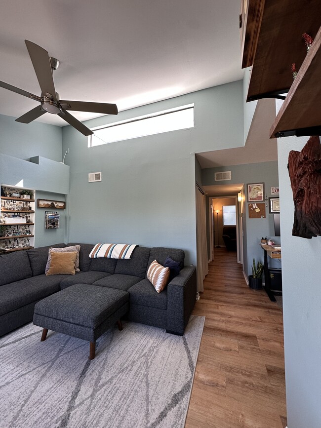 Building Photo - 4385 Georgia St