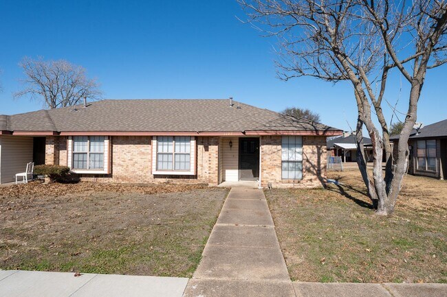 Building Photo - Glenn Heights home for lease