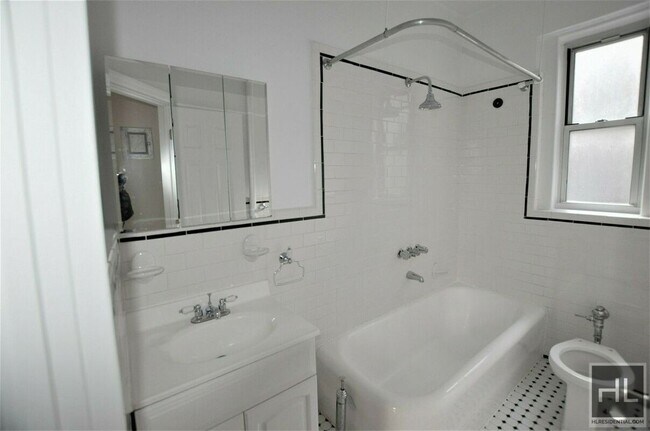 Foto del edificio - WEST 13 STREET