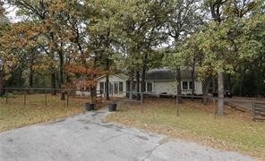 Building Photo - 1950 Shady Oaks Dr