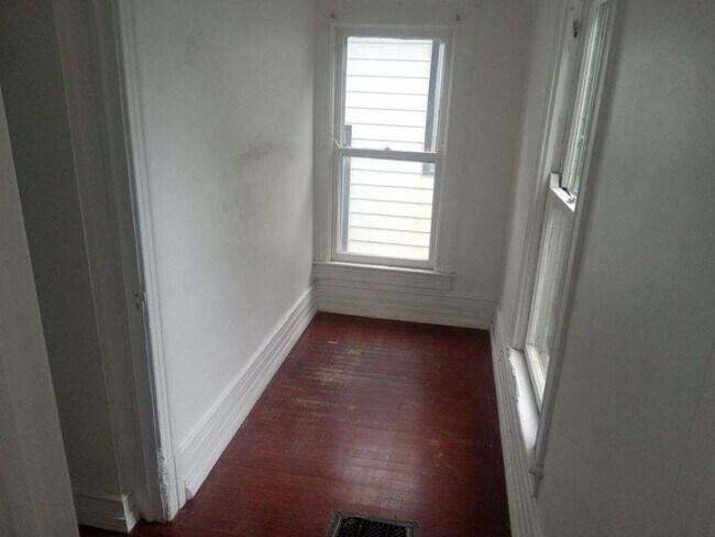 Foto del edificio - 520 S State St