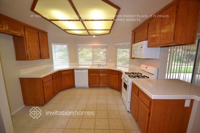 Building Photo - 41231 Crispi Ln