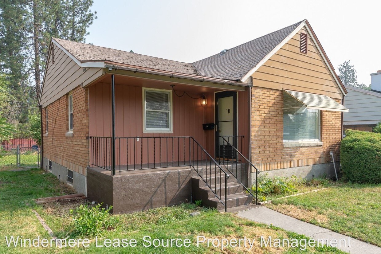 Primary Photo - 2 br, 1 bath House - 3418 W Fairview Ave