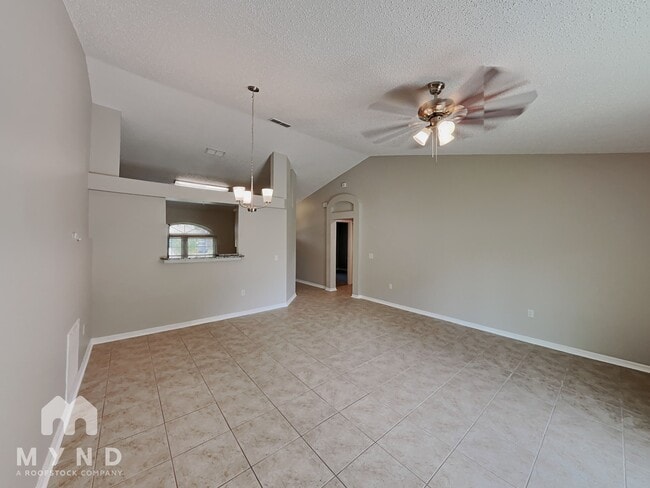 Building Photo - 1138 Kenworth Dr