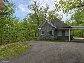 Building Photo - 41453 Fox Creek Ln