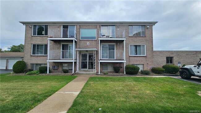 Building Photo - 3433 Harlem Rd