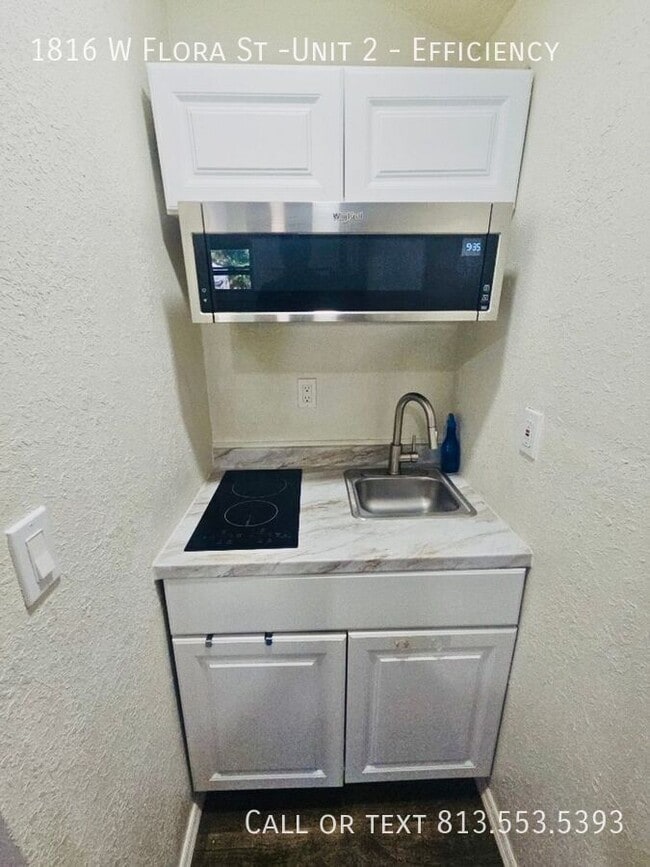 Photo - 1816 W Flora St Apartment