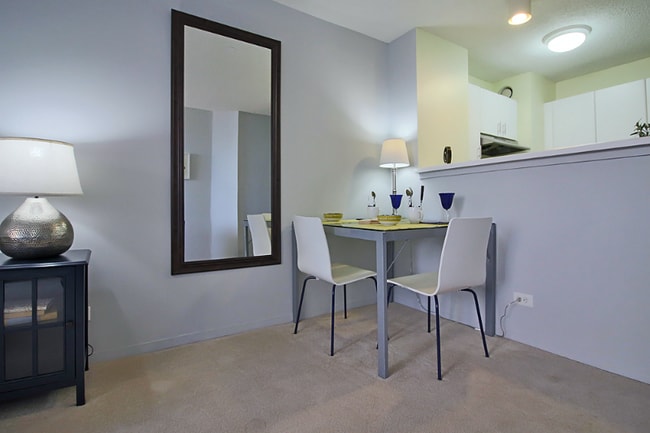 Photo - 445 N Peshtigo Ct Apartment