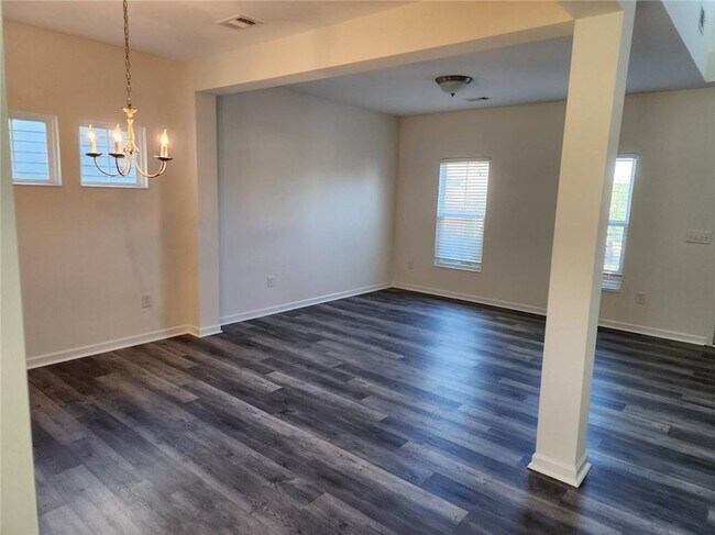 Building Photo - 1597 Garden View Dr