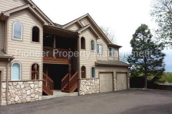 Primary Photo - 4276 S Eldridge St