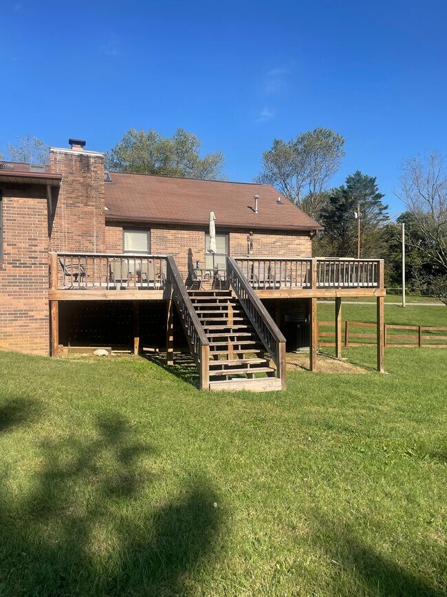 Foto del edificio - LaFollette 37766 - Charming Ranch-Style 3 ...
