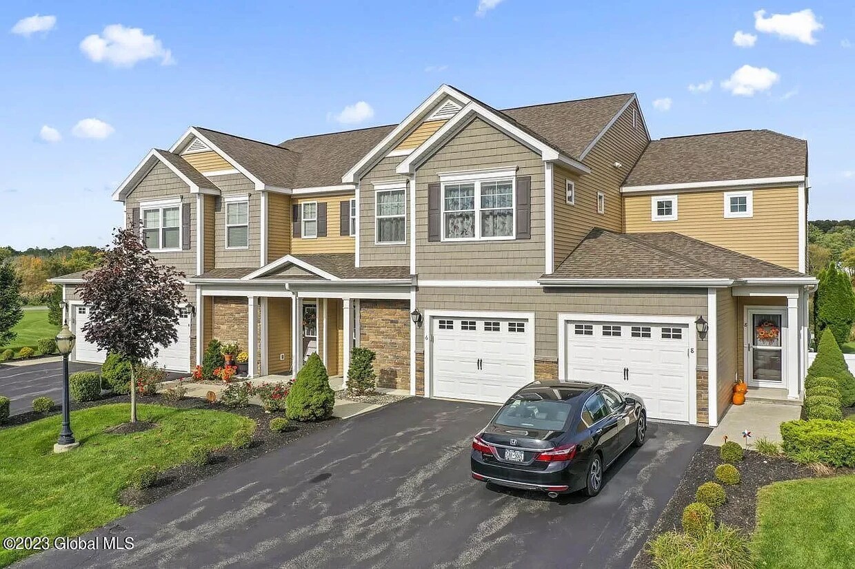 Foto principal - 6 Stacey Ct