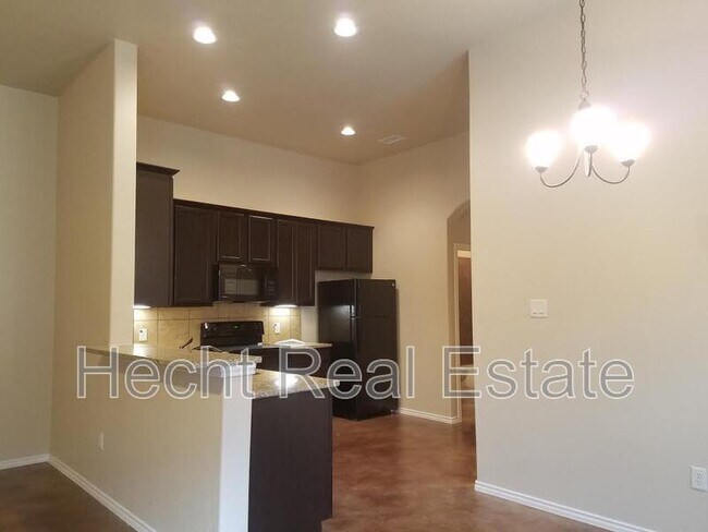 Foto del edificio - 211 Joanne Cv