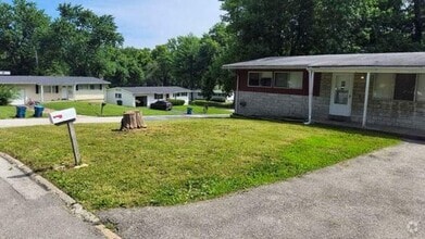 Building Photo - 10216 Green Valley Dr