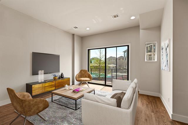 Foto del edificio - 8260 Laflin Ln