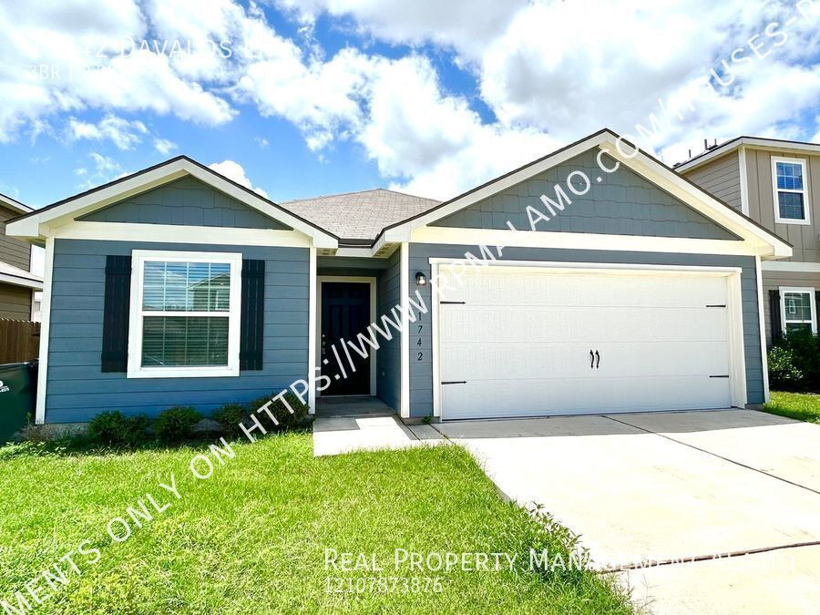 Foto principal - **MOVE-IN SPECIAL** MUST SEE! Beautiful 3-...