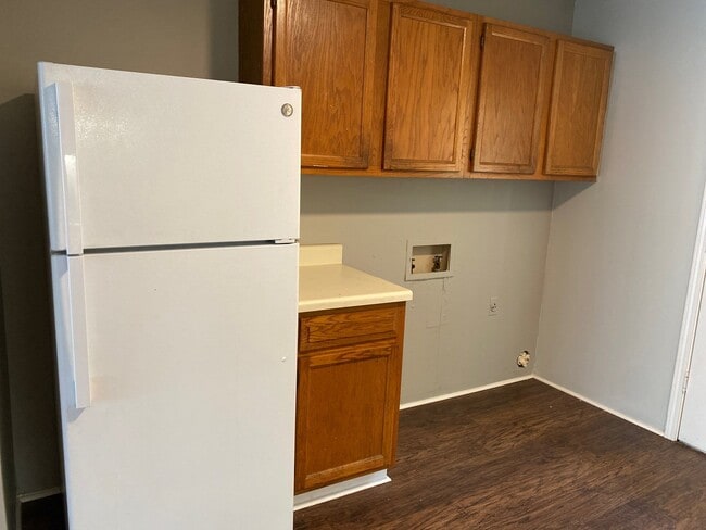 Building Photo - 263 Tinker Hill Cv
