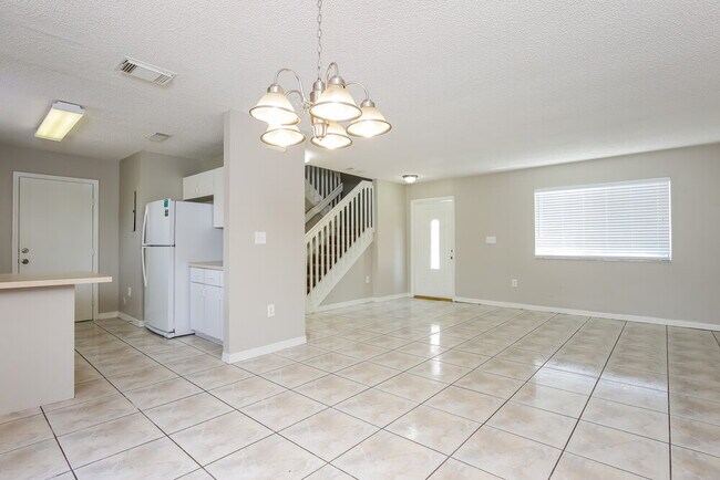 Building Photo - 17938 SW 154 Ct