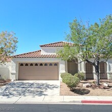 Building Photo - 1855 Vista Pointe Ave