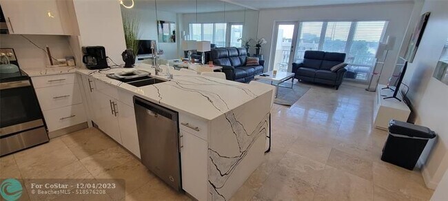 Foto del edificio - 340 Sunset Dr