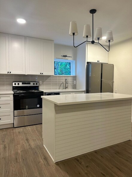 Foto del edificio - 472 Magnolia Ave