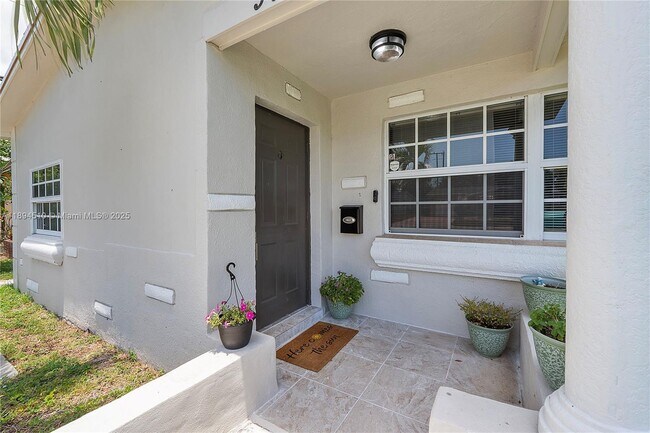 Building Photo - 3301 NW 42nd St