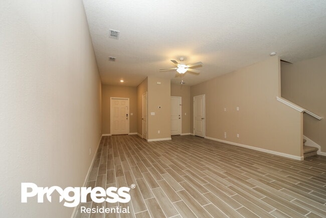 Building Photo - 631 Cherry Ridge Dr