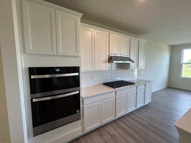 Foto del edificio - Newly Constructed 5 Bedroom Single Family Home in Brownsburg