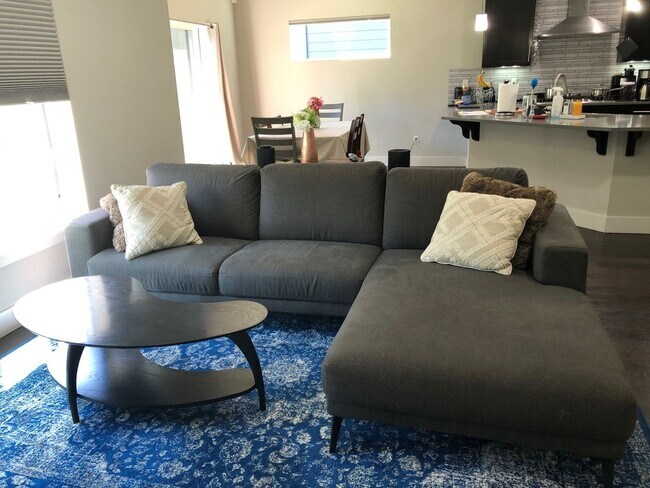 Foto del edificio - Majestic Home at Silver Peak Estates with 5 Bed and 3 Bath