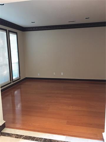 Building Photo - 2804 Browning Dr