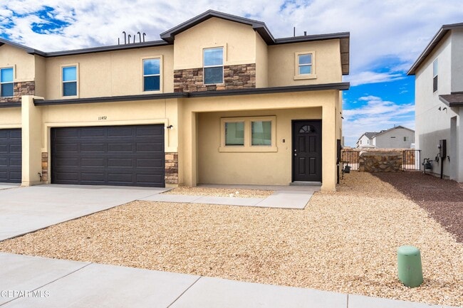 Building Photo - 11472 VAN NUYS Dr