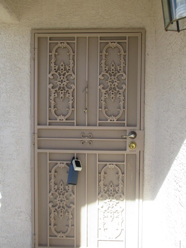 Building Photo - 2607 W Cezanne Cir