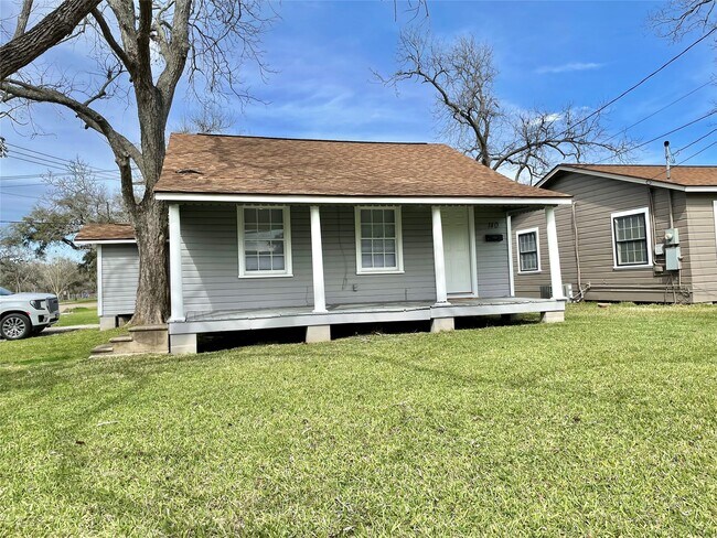 Foto del edificio - 140 W Marion St