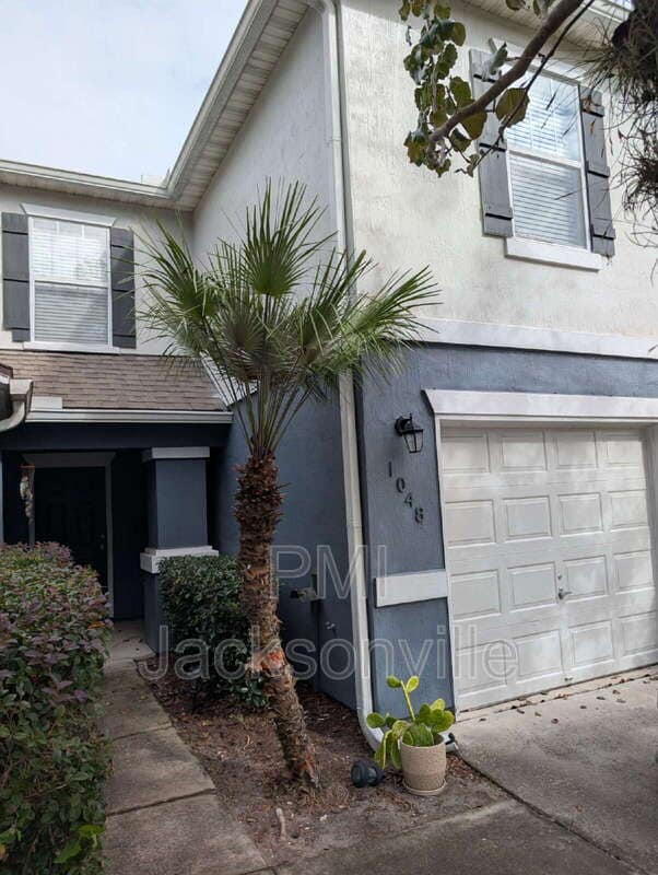 Building Photo - 1048 N Black Cherry Dr