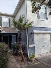 Building Photo - 1048 N Black Cherry Dr