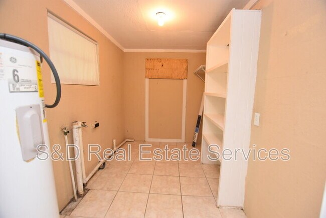 Building Photo - 1804 Elk Dr