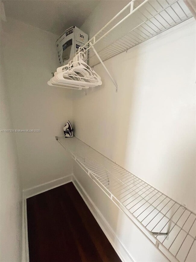 Building Photo - 274 NW 32nd St