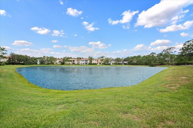 Foto del edificio - 877 Taft Ct