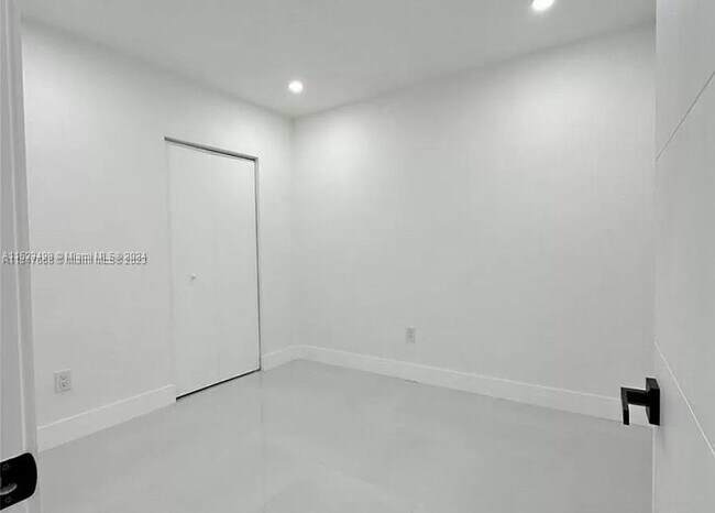 Foto del edificio - 103 NW 68th Terrace