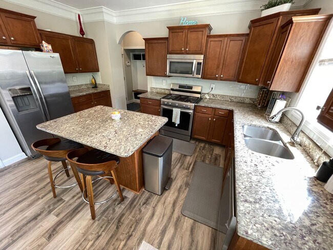 Building Photo - East Jefferson County Home For Rent