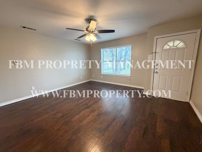 Building Photo - 8726 S Fm 148