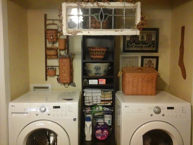 laundry - 915 Pope Street