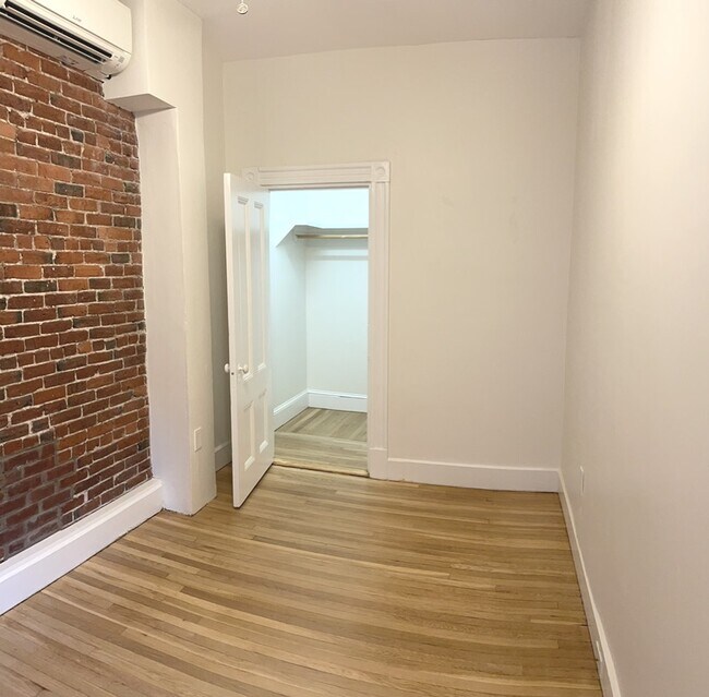 Foto del edificio - 174 Newbury St