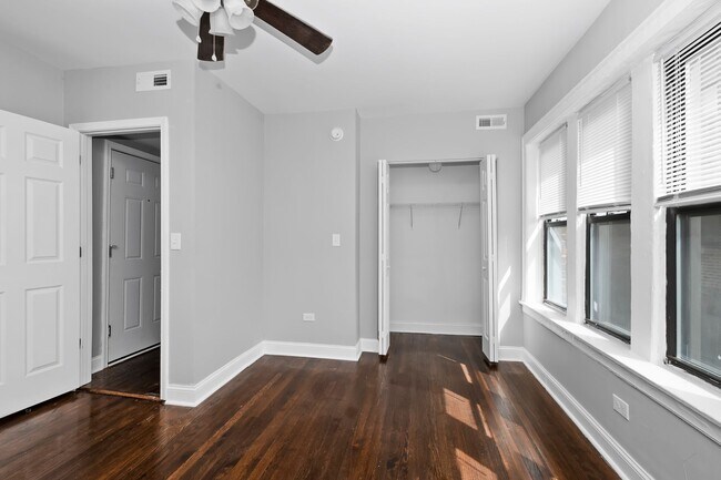 Foto del edificio - Condo Quality 1-Bedroom/ 1- Bathroom Condo Quality Apartment! – No Security Deposit!