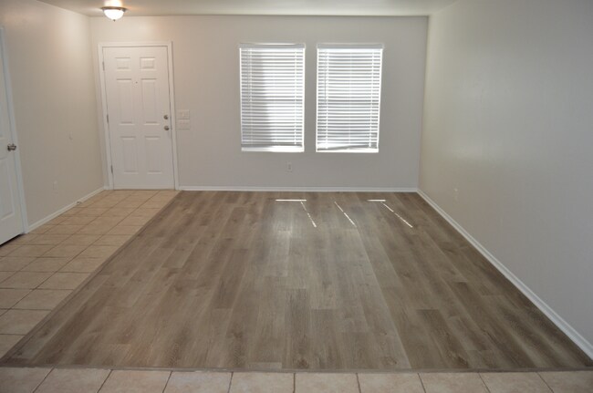 Foto del edificio - 2150 W Sunset Surprise Ct