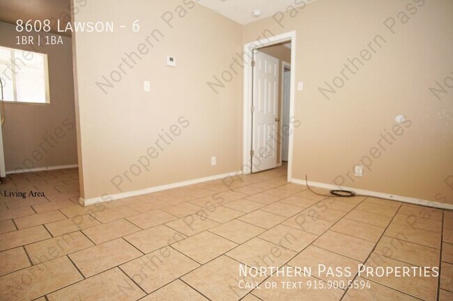 Foto del edificio - Charming 1 BDR Apartment in the Northeast!